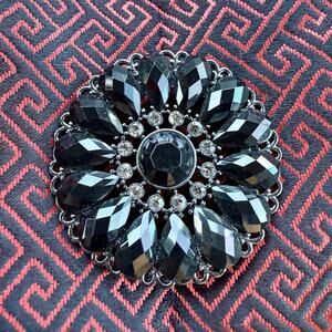VTG Goth Flower Black Clear Rhinestone PREMIER DESIGN Mourning Brooch Pendant 2”